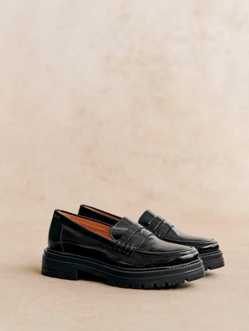 EUC Sézane Albane Loafers in Patent Black Size 9/40 - Picture 5 of 15